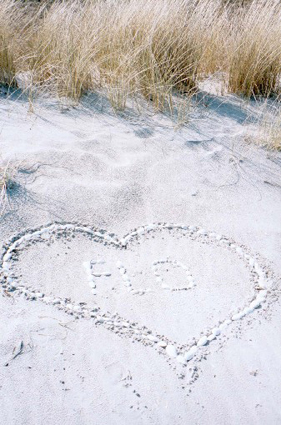 Herz im Sand